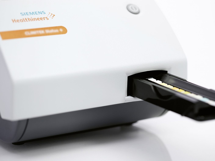 Siemens Healthineers: nuove strisce reattive e nuovi analizzatori per le urine