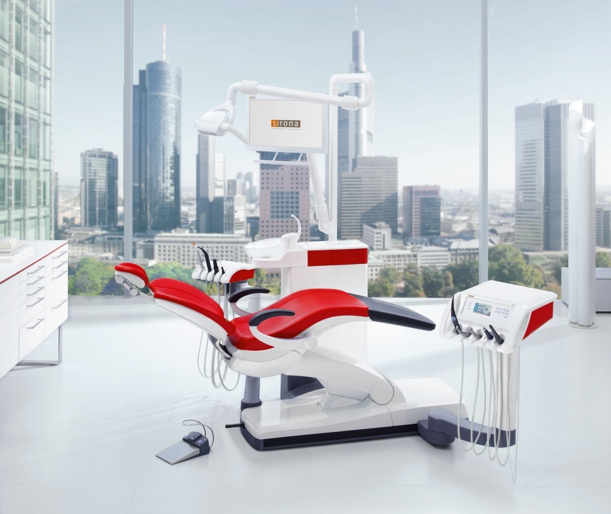 Unità di trattamento SINIUS di Sirona: un prezioso risparmio di tempo per i dentisti